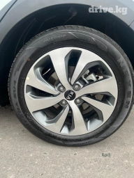 Продаю диск с шиной летний резиной 185/65 R15