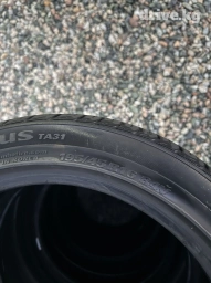 Резина в хорошем состоянии без трещин и проколов 195/45 R16