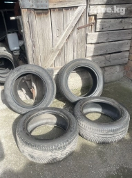 Резина 235/55/17 среднее состояние 2 Мишлен 2 сайлун по 500 сом одна