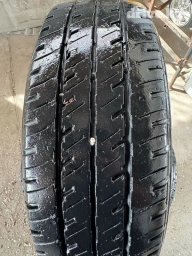 Продаю комплект парных шин 225 70 15 С производство 2017 год в