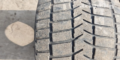 Покрышки 2шт зима 215 65 16 мини торг