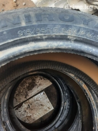 Продаю шины 17 
комплект 2000 сом