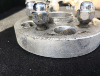 Проставки 2 шт. разболтовка 5/100 подойдут на тайоту и Субару. толщина