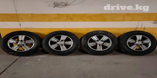 Колеса в сборе 285 / 60 / R 18, Лето, Б/у, Комплект, Внедорожные (АТ/МТ), Литые, отверстий - 5