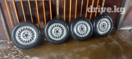 Колеса в сборе 195 / 65 / R 15, Лето, Б/у, Комплект, Легковые, Литые, отверстий - 5