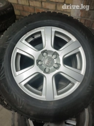 Колеса в сборе 235 / 65 / R 17, Зима, Б/у, Комплект, Литые, отверстий - 5