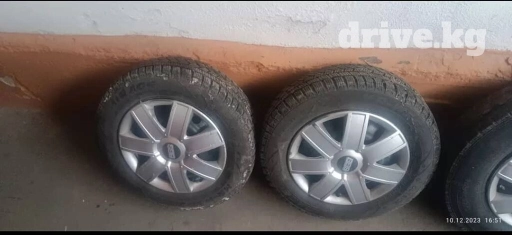 Колеса в сборе 145 / 70 / R <13, Зима, Новый, Легковые, Железные, отверстий - 4