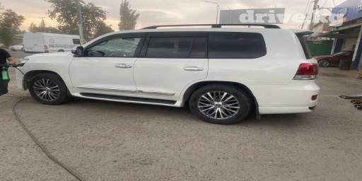 Колеса в сборе 275 / 55 / R 20, Зима, Б/у, Комплект, Внедорожные (АТ/МТ), Литые, отверстий - 5