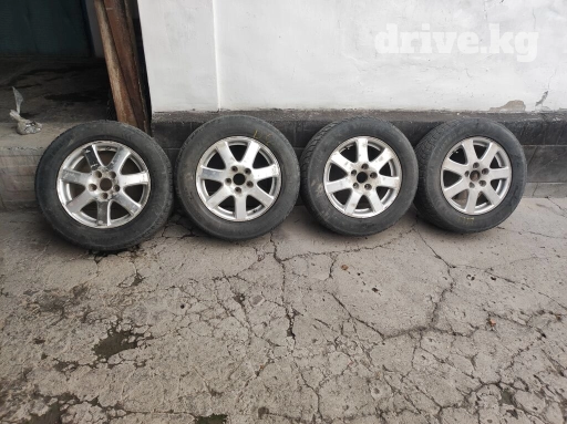 Колеса в сборе 215 / 60 / R 16, Зима, Б/у, Комплект, Легковые, Литые, отверстий - 5