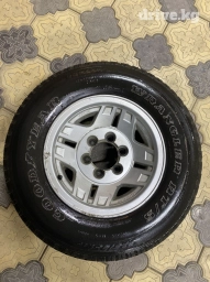 Колеса в сборе 225 / 75 / R 15, Всесезонная, Б/у, 1 шт, Внедорожные (АТ/МТ), Литые, отверстий - 6