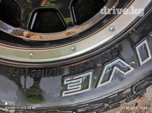 Колеса в сборе 285 / 60 / R 18, Лето, Б/у, Комплект, Внедорожные (АТ/МТ), Литые, отверстий - 6