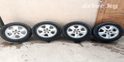 Колеса в сборе 205 / 65 / R 15, Зима, Б/у, Комплект, Легковые, Литые, отверстий - 5