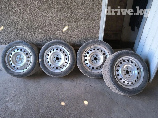 Колеса в сборе 205 / 55 / R 16, Зима, Б/у, Комплект, Легковые, Железные, отверстий - 5