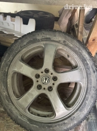 Колеса в сборе 215 / 55 / R 17, Зима, Б/у, Комплект, Легковые, Литые, отверстий - 5