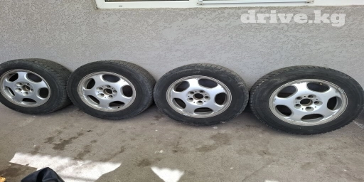 Колеса в сборе 215 / R 16, Зима, Б/у, Комплект, Легковые, Литые, отверстий - 5