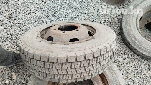 Колеса в сборе 205 / 70 / R 17.5, Новый, 1 шт, Легкий коммерческий транспорт (C/LT), Железные