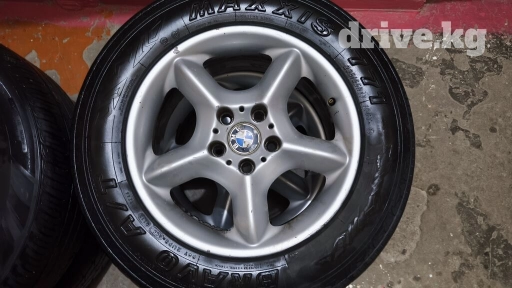 Колеса в сборе 235 / 65 / R 17, Всесезонная, Б/у, Комплект, Внедорожные (АТ/МТ), Литые, отверстий - 5