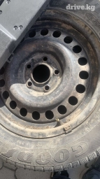 Колеса в сборе 195 / 65 / R 15, Всесезонная, Б/у, 1 шт, Легковые, Железные, отверстий - 5