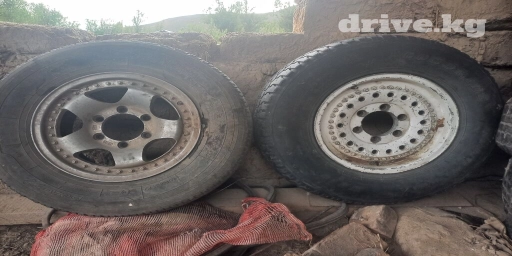 Колеса в сборе 225 / 60 / R 16, Всесезонная, Б/у, Запаска, Внедорожные (АТ/МТ), Литые, отверстий - 6