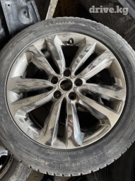 Продаюкомлект----4шт. на киа крнивал и др