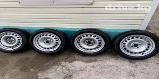 Колеса в сборе R 15, Всесезонная, Б/у, Комплект, Легковые, Железные, отверстий - 4