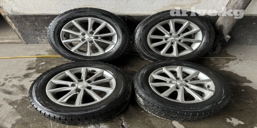 Колеса в сборе 215 / 60 / R 16, Зима, Б/у, Комплект, Легковые, Литые, отверстий - 5