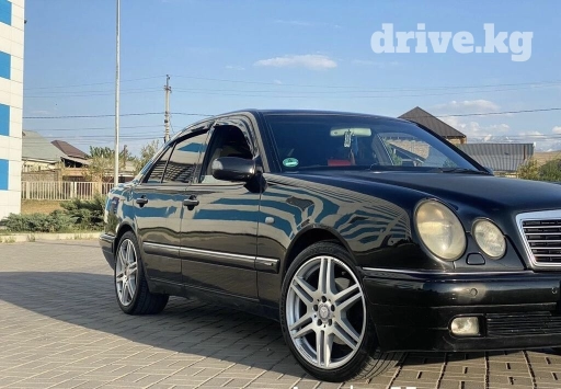 Колеса в сборе 245 / 45 / R 18, Лето, Б/у, Комплект, Легковые, Литые, отверстий - 5