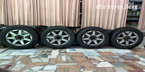 Колеса в сборе 265 / 60 / R 18, Зима, Б/у, Комплект, Внедорожные (АТ/МТ), Литые, отверстий - 6