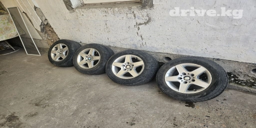 Колеса в сборе 205 / 65 / R 15, Всесезонная, Б/у, Комплект, отверстий - 5