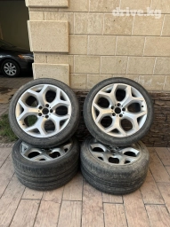 Продаю колеса на БМВ Х5 Х 6 размера 20 разноширокие, в отличном