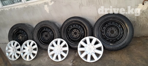 Колеса в сборе 195 / 65 / R 15, Всесезонная, Б/у, Комплект, Легковые, Железные, отверстий - 5