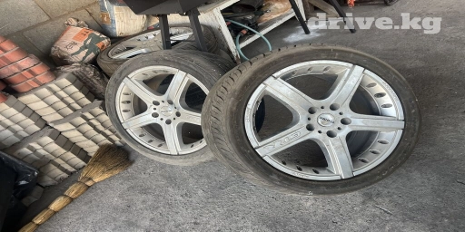 Срочно продаю титан диски р17 
Хорошем состоянии