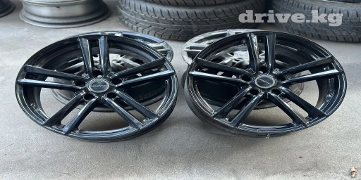 Литые Диски R 18 Комплект, отверстий - 5, Б/у
