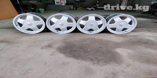 Литые Диски R 15 Audi, Комплект, отверстий - 5, Б/у