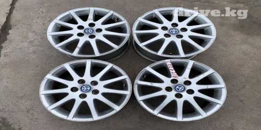 Литые Диски R 17 Toyota, Комплект, отверстий - 5, Б/у