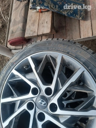 Литые Диски R 17 Hyundai, Комплект, отверстий - 5, Б/у