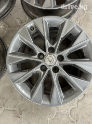 Литые Диски R 17 Комплект, отверстий - 5, Б/у
