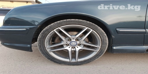 Литые Диски R 18 AMG, Комплект, отверстий - 5, Б/у