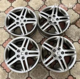 Литые Диски R 17 Honda, Комплект, отверстий - 5, Новый
