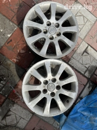Литые Диски R 16 Toyota, отверстий - 5, Б/у