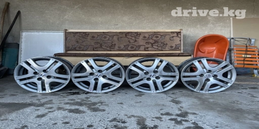 Литые Диски R 15 Комплект, отверстий - 4, Б/у
