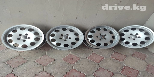 Литые Диски R 16 Audi, Комплект, отверстий - 5, Б/у