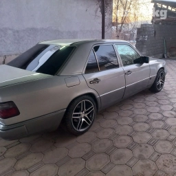 Диски R 17 AMG, Комплект, отверстий - 4, Б/у