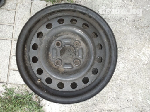 Железные Диски R 13 1 шт, отверстий - 4, Б/у