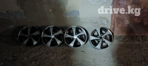 Литые Диски R 15 Toyota, Комплект, отверстий - 5, Б/у