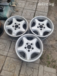 Литые Диски R 16 BMW, 1 шт, отверстий - 5, Б/у