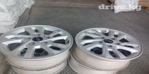 Литые Диски R 15 Kia, отверстий - 5, Б/у