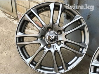 Литые Диски R 17 Комплект, отверстий - 5, Б/у