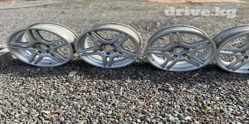 Литые Диски R 18 AMG, Комплект, отверстий - 5, Б/у