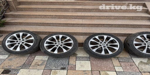 Литые Диски R 18 Toyota, Комплект, отверстий - 6, Б/у